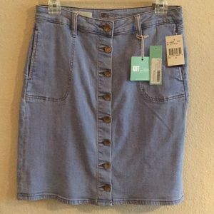 FLASH SALE!!! Kut from the Kloth Cindy Skirt